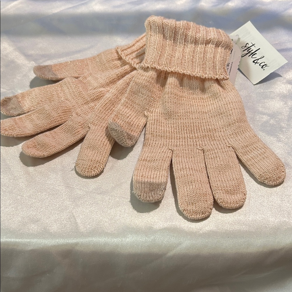 Style & Co. Pink Knit Gloves